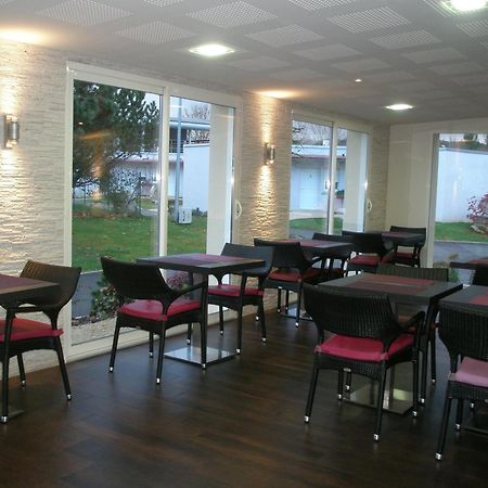 Charme Hôtel et Spa, Montbéliard Sud Exterior foto